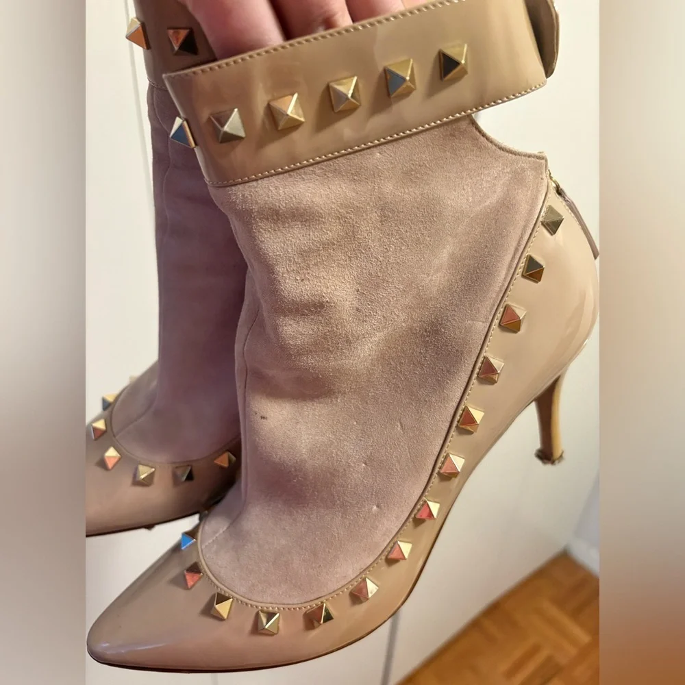 VALENTINO Garavani rockstud booties 38.5 preowned with box size 8.5 US - Picture 4 of 16